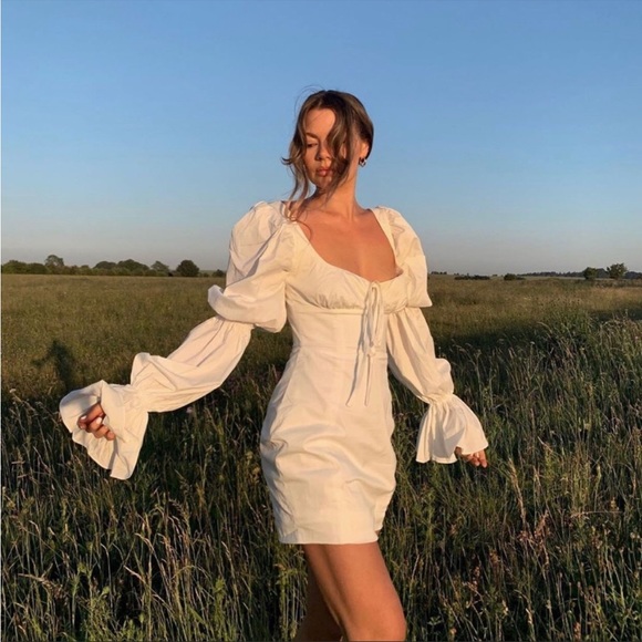 House of CB Dresses & Skirts - House Of CB 'Elsie' White Puff Sleeve Corset Dress NWOT